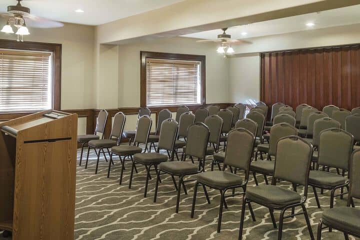 Meeting facility